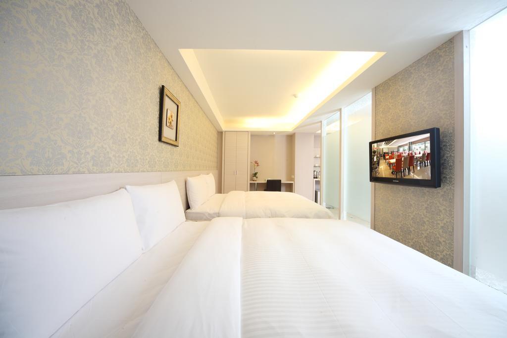 宜都大飯店 Idol Hotel Каосюн Екстериор снимка