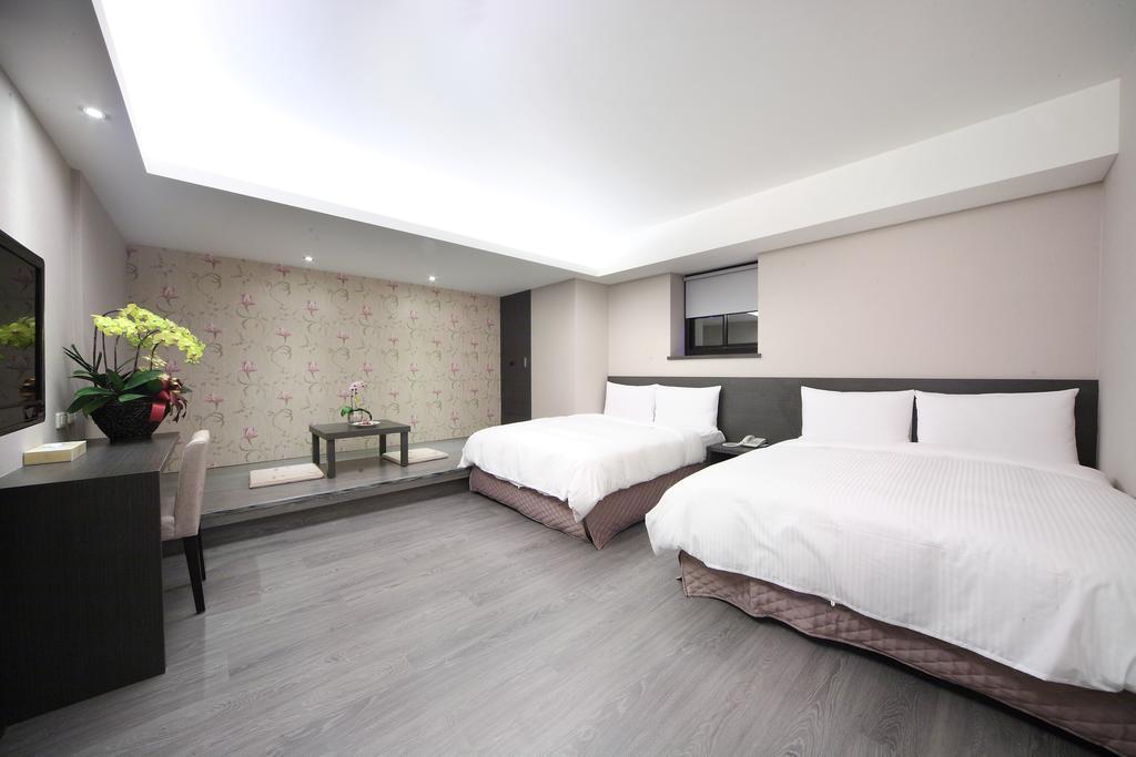 宜都大飯店 Idol Hotel Каосюн Екстериор снимка